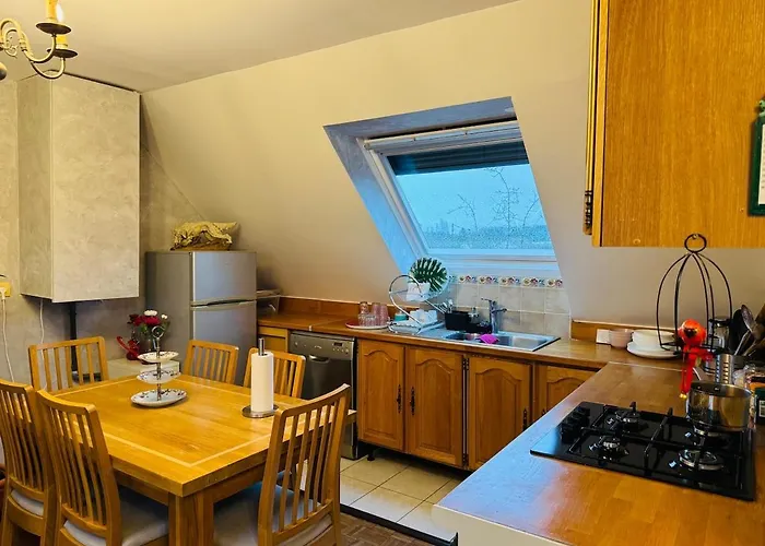 Close To & Paris Appartement *
